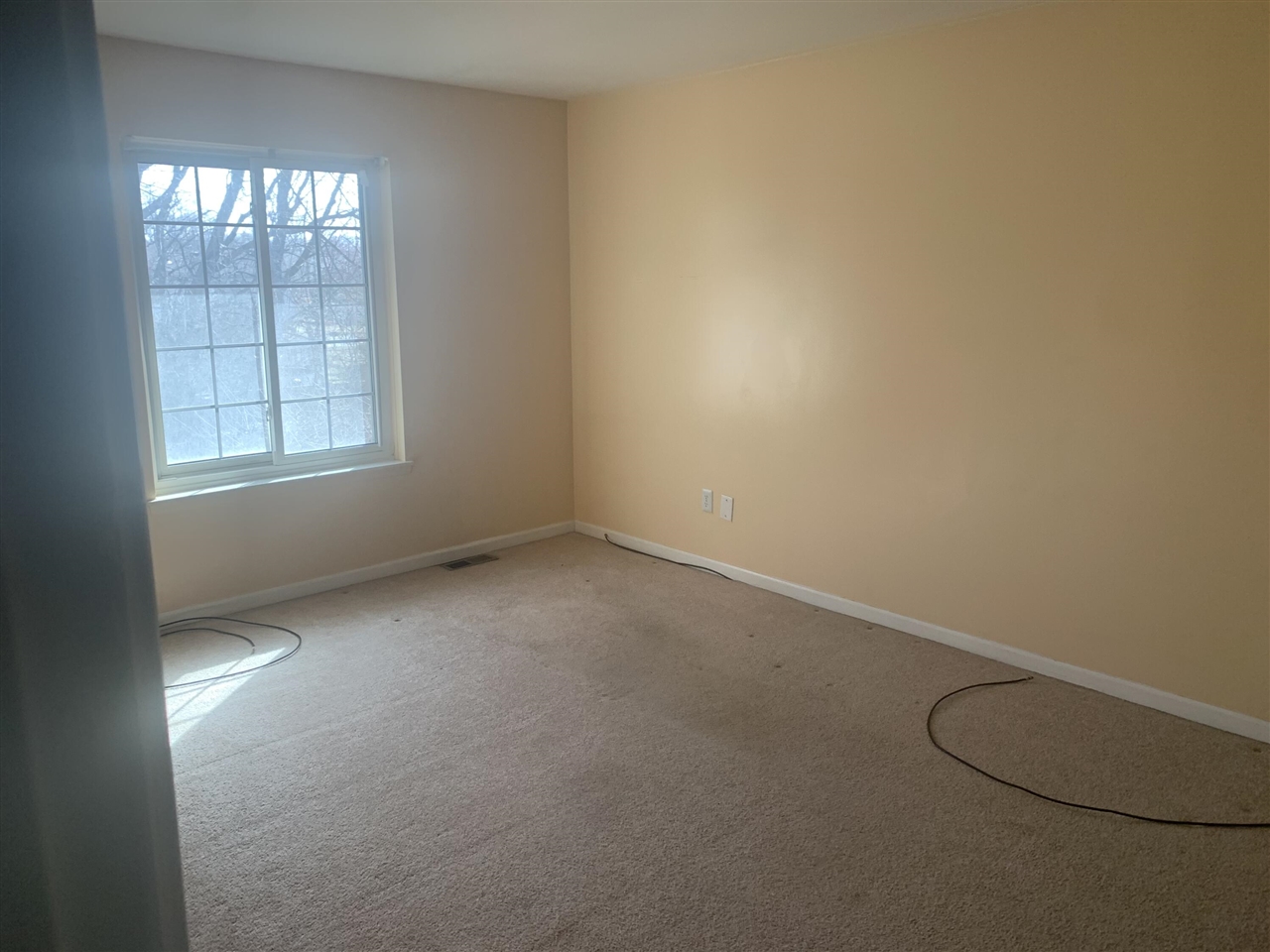30256 Southfield Road Property Photo 10