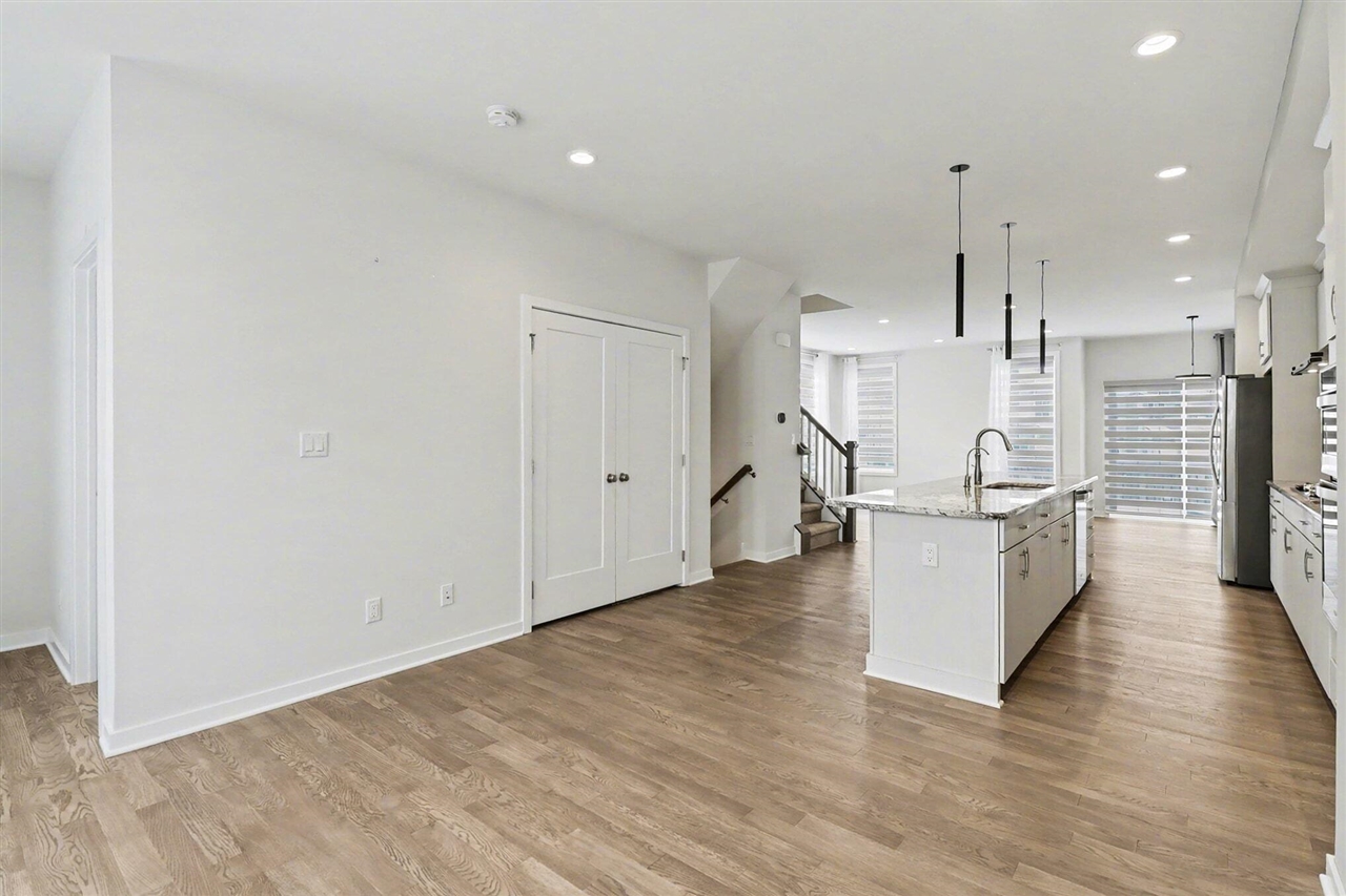 2824 Ridington Road Property Photo 13