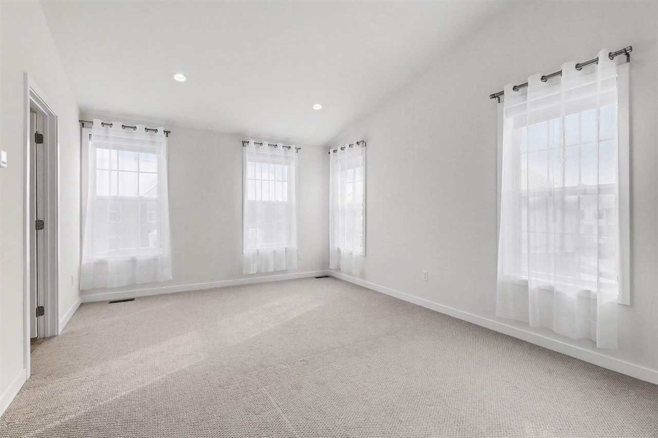 2824 Ridington Road Property Photo 19