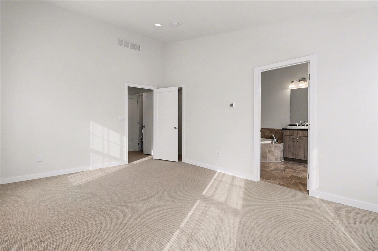 2824 Ridington Road Property Photo 20