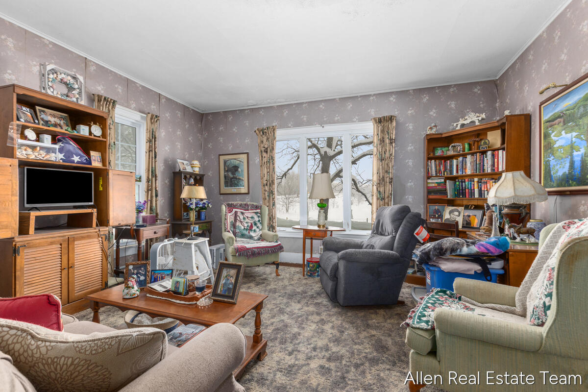 1224 102nd Avenue Property Photo 7