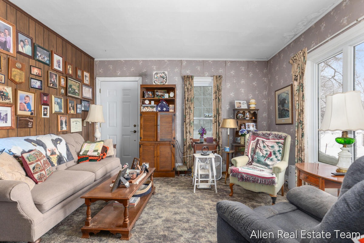 1224 102nd Avenue Property Photo 8