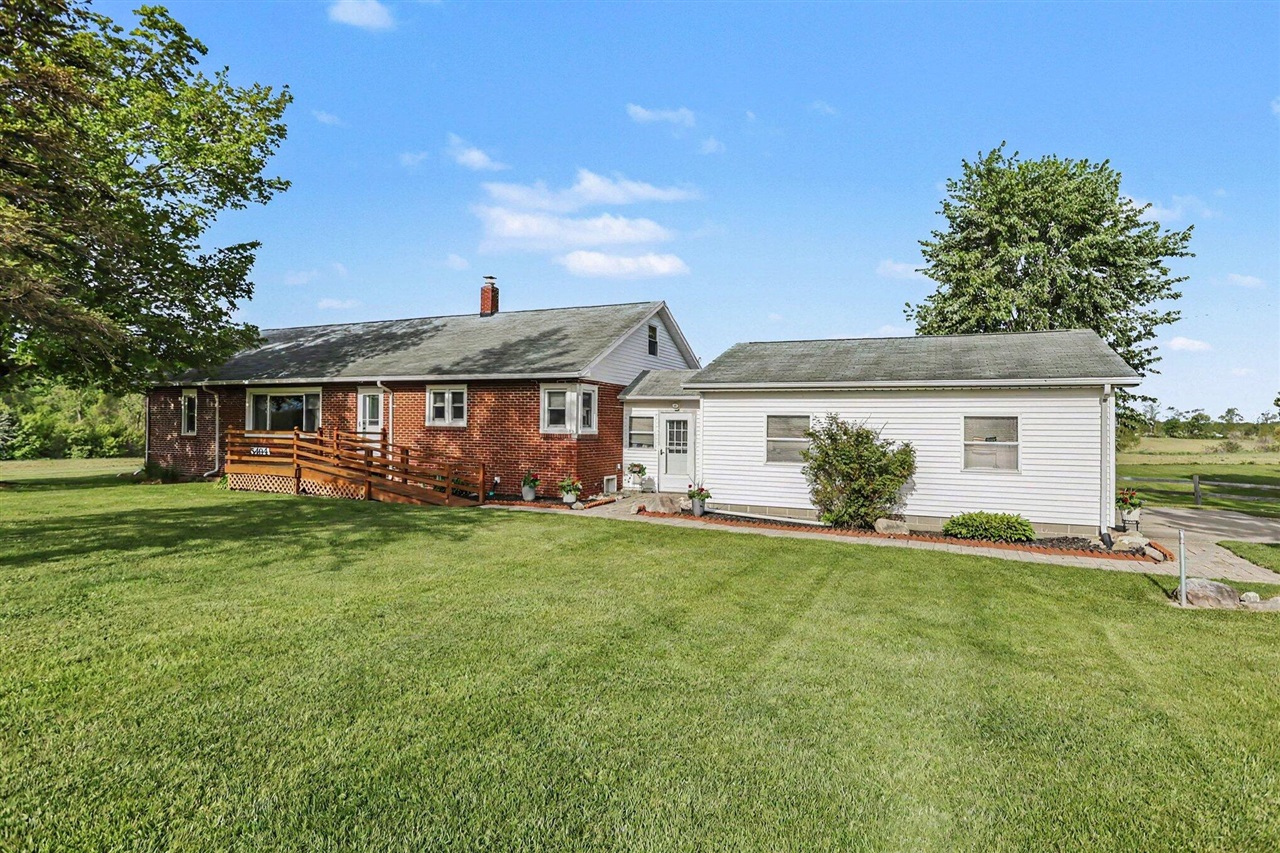 5494 Old Pipestone Road Property Photo 6