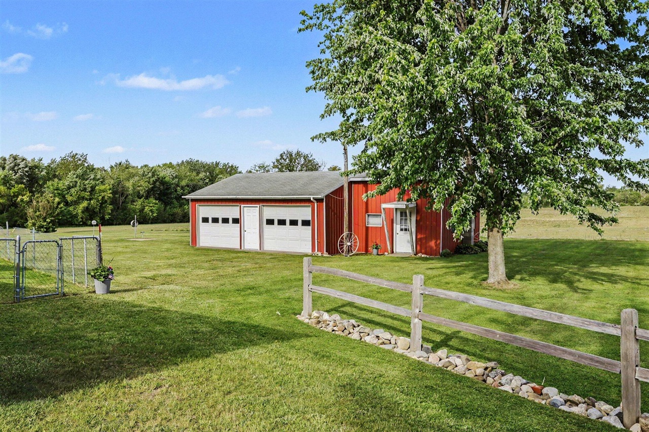 5494 Old Pipestone Road Property Photo 7