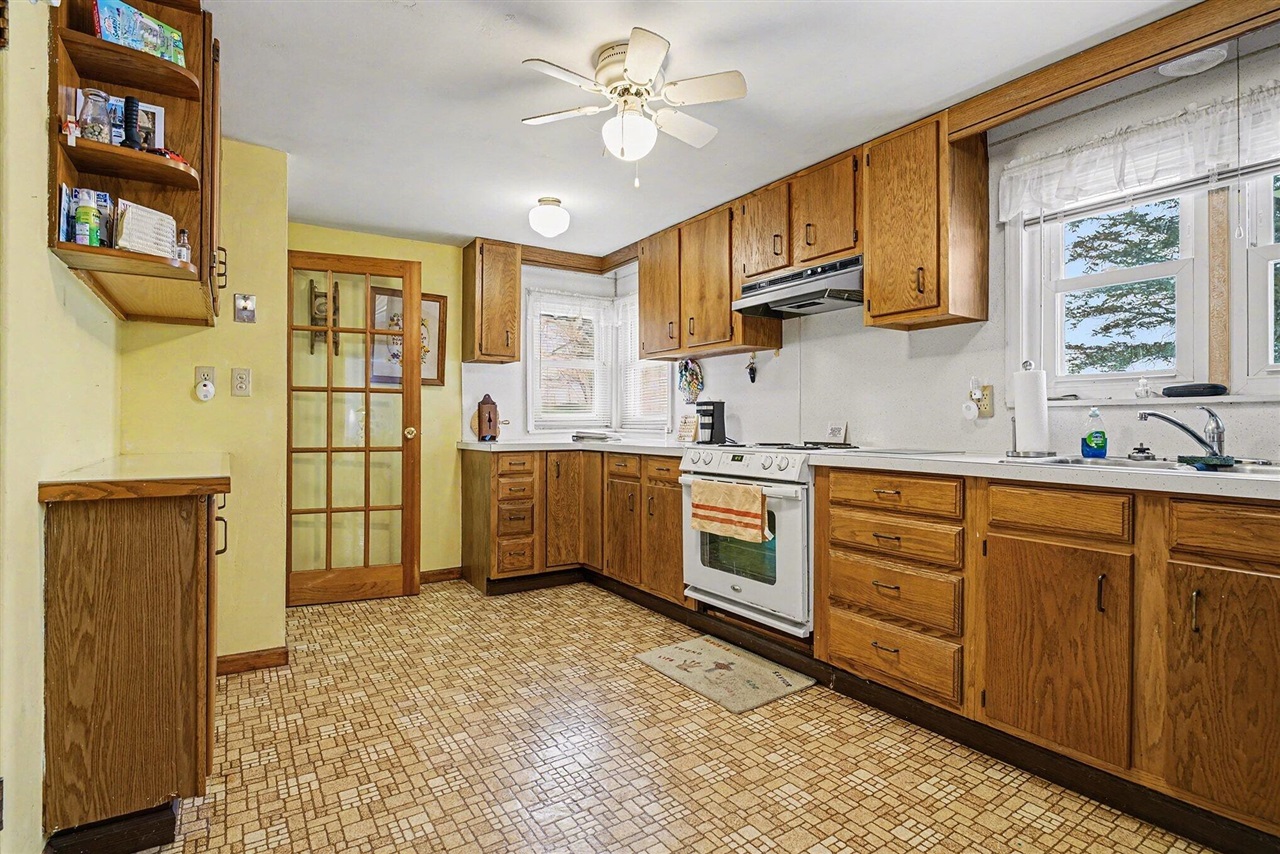 5494 Old Pipestone Road Property Photo 17