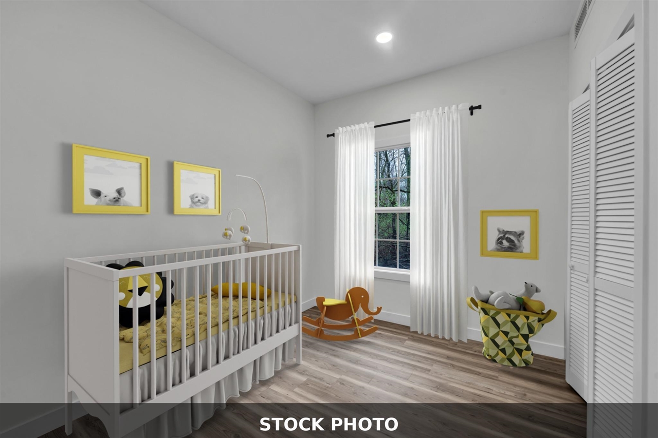 715 Victory Lane Property Photo 3