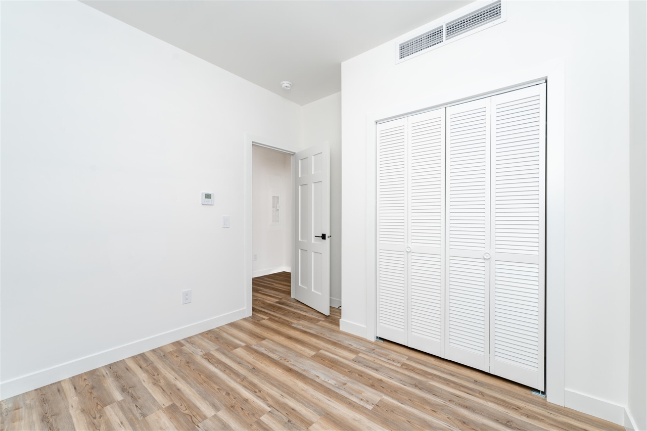 129 Middle Street Property Photo 12