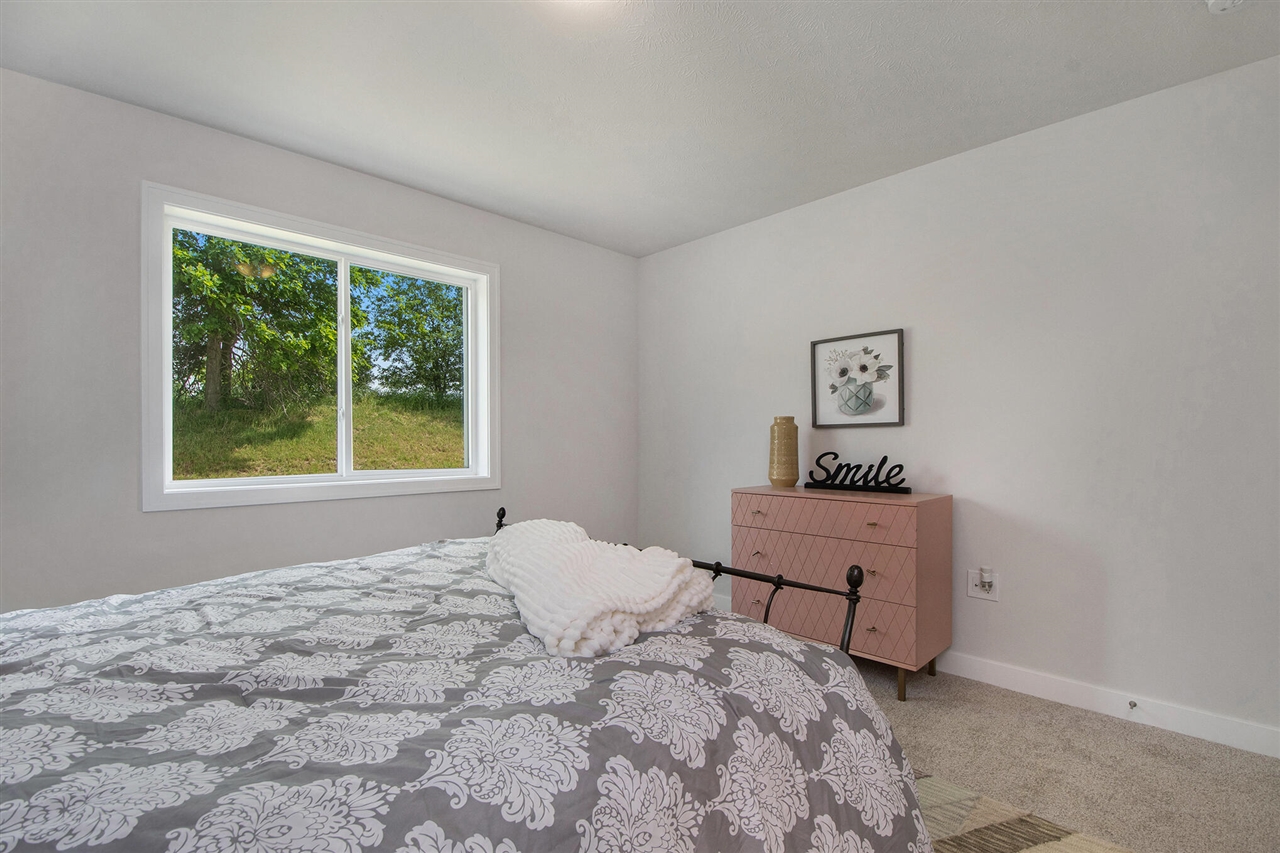 4294 Highpoint Drive Property Photo 17
