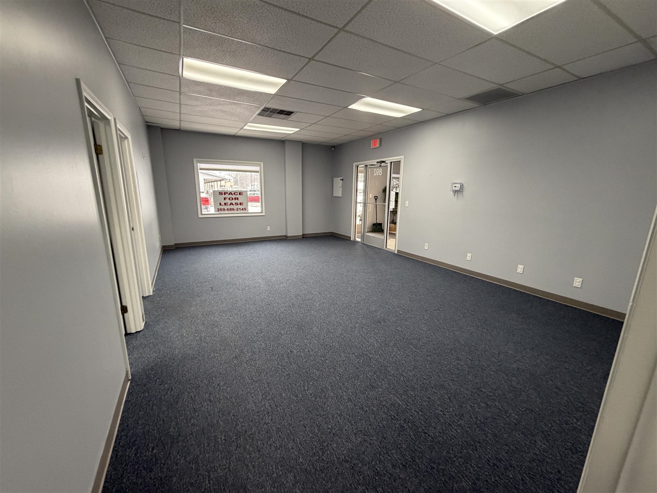 892 Marshall Street Property Photo 3