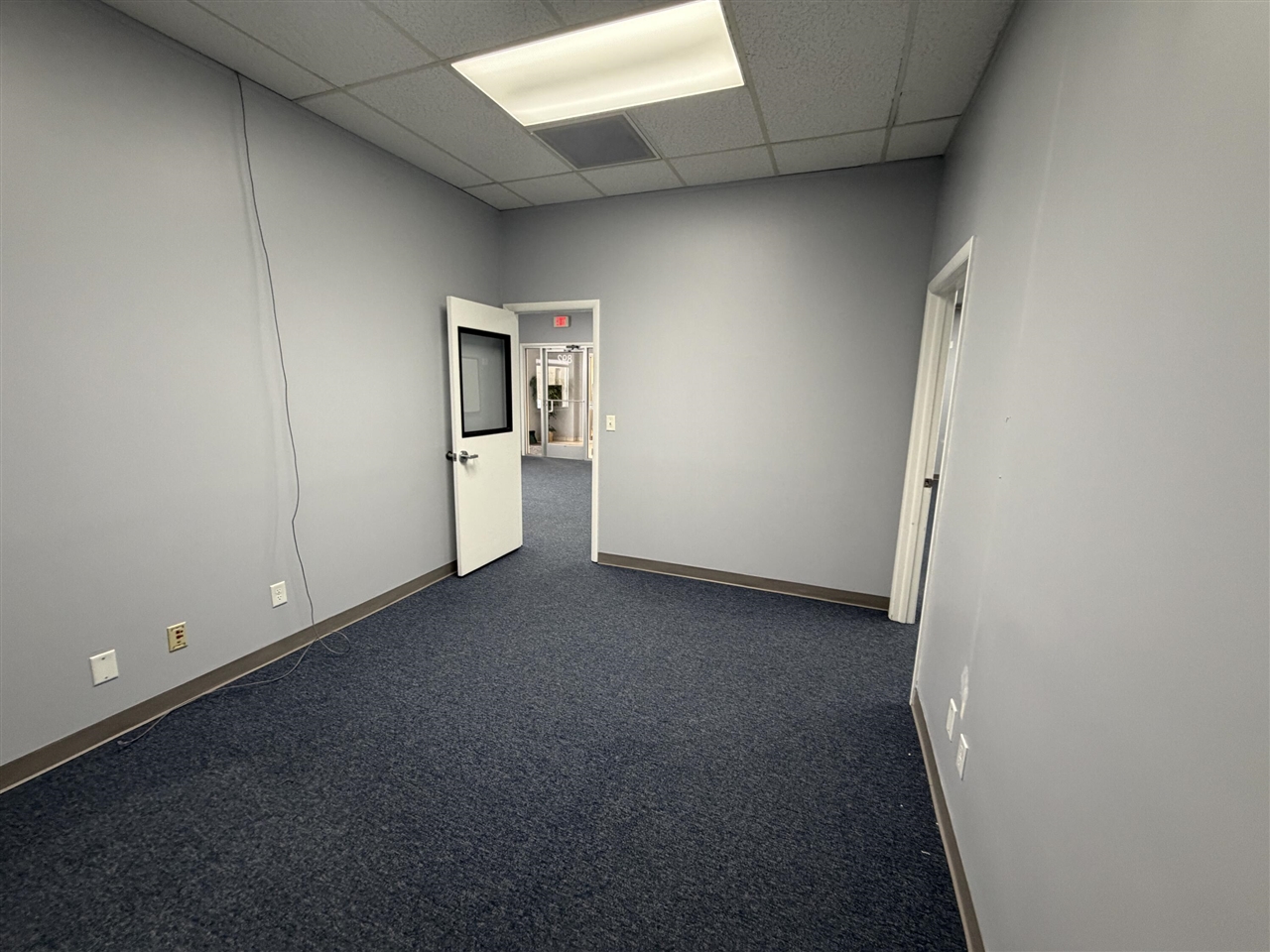 892 Marshall Street Property Photo 11