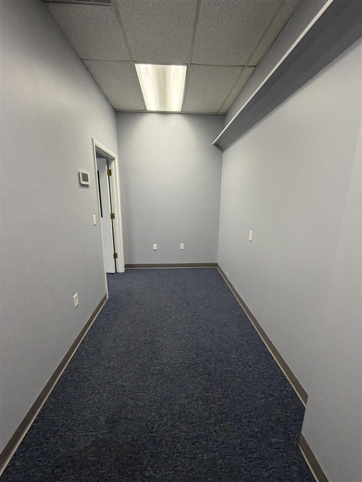 892 Marshall Street Property Photo 14