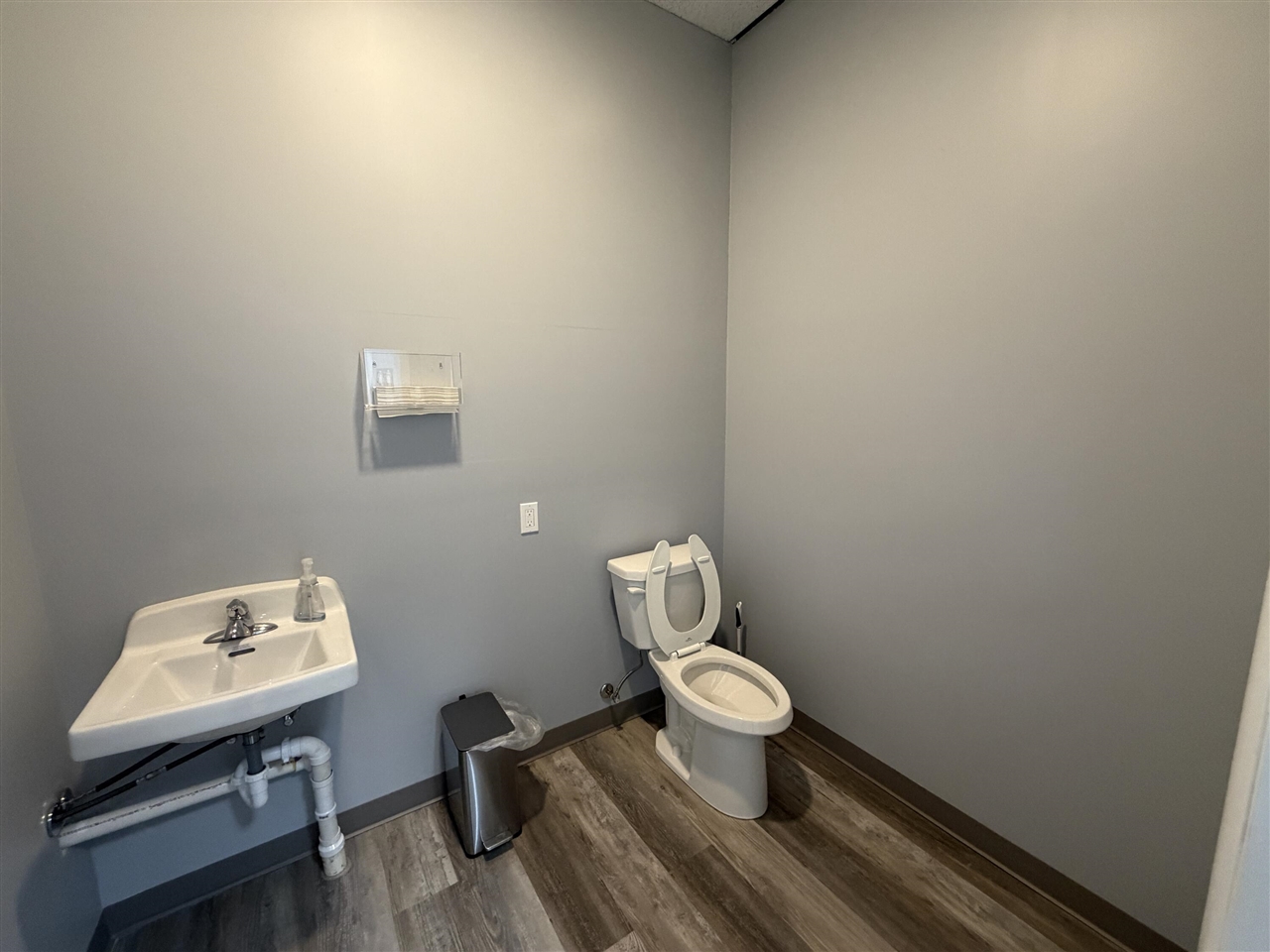 892 Marshall Street Property Photo 17