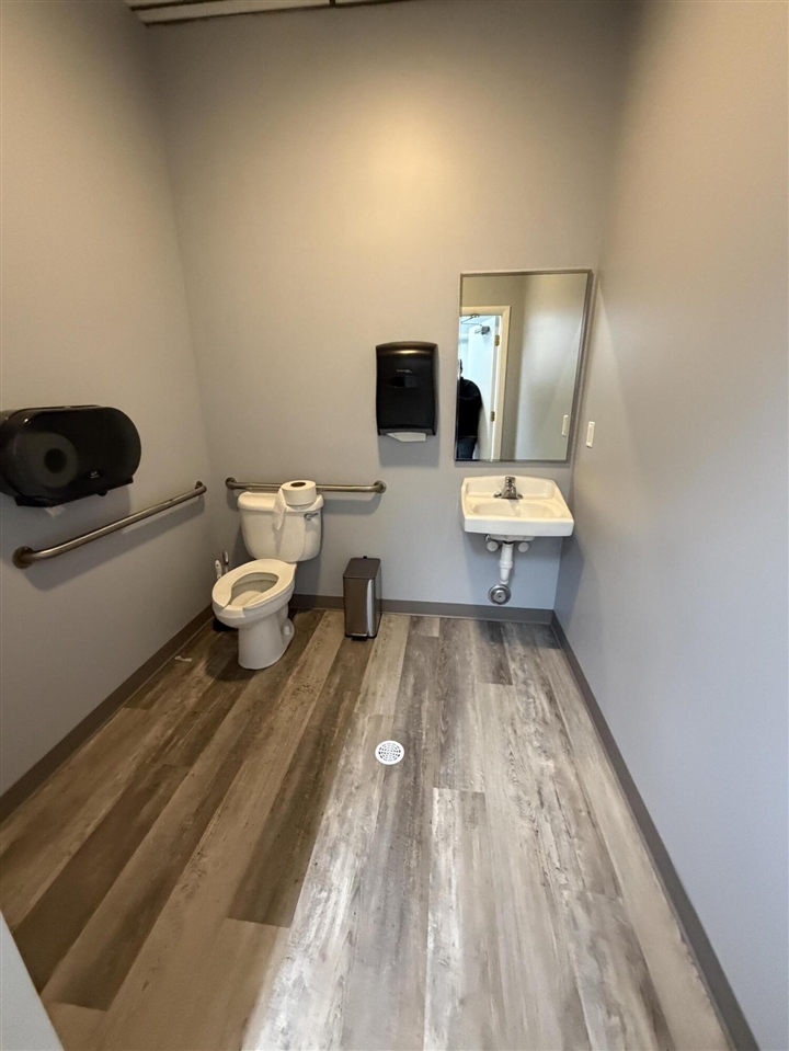 892 Marshall Street Property Photo 18