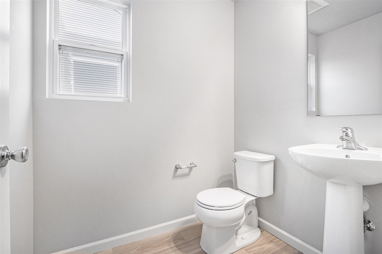 10067 Kearns Court Property Photo 8