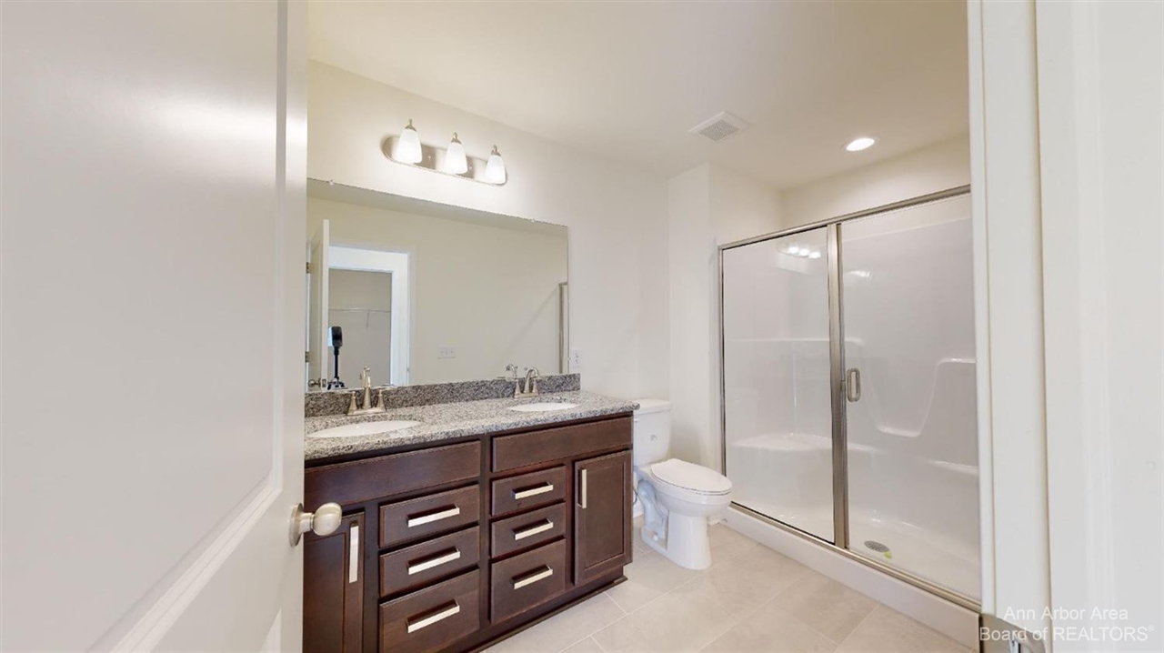 2725 Bristol Rdg Drive Property Photo 14