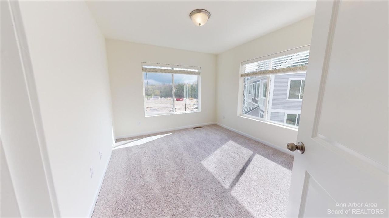 2725 Bristol Rdg Drive Property Photo 17