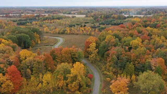 6850 N Nature Lane Property Photo 5