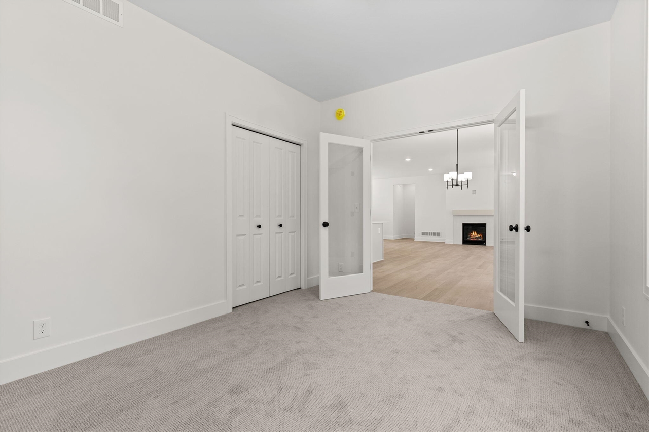 10711 Greyhound Avenue Property Photo 11