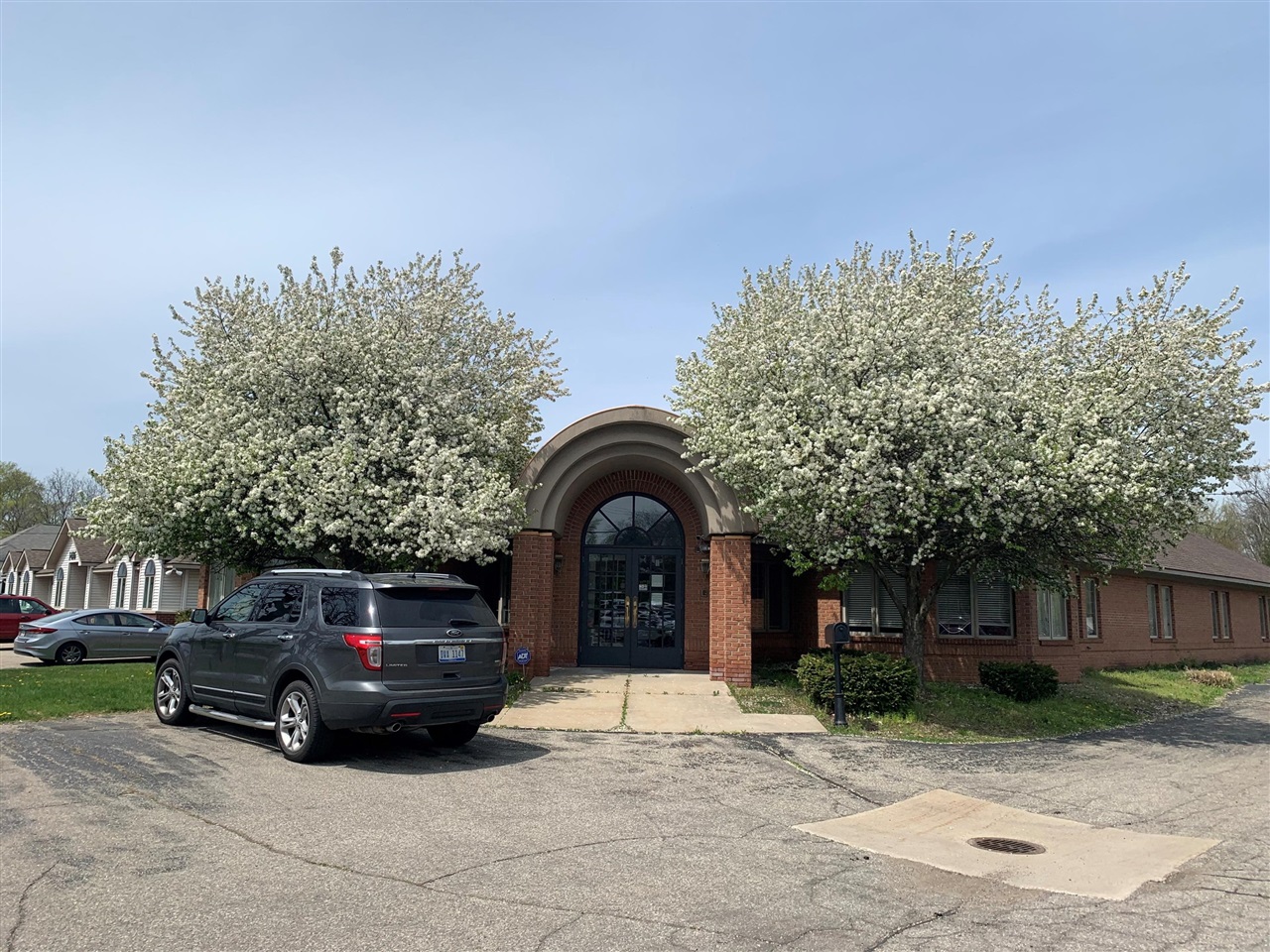 1400 W Milham Avenue Property Photo 1