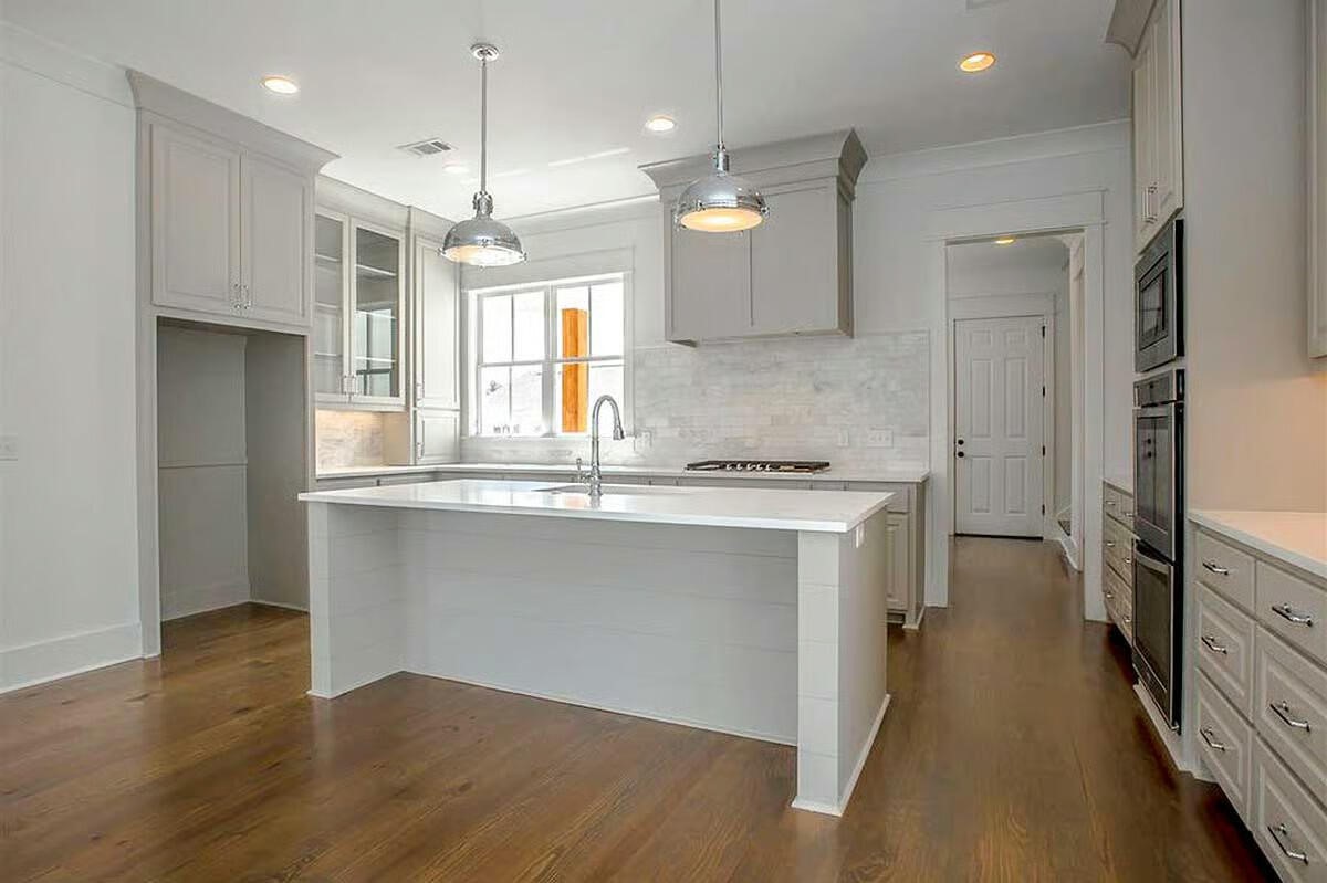 20957 N Dixboro Road Property Photo 8