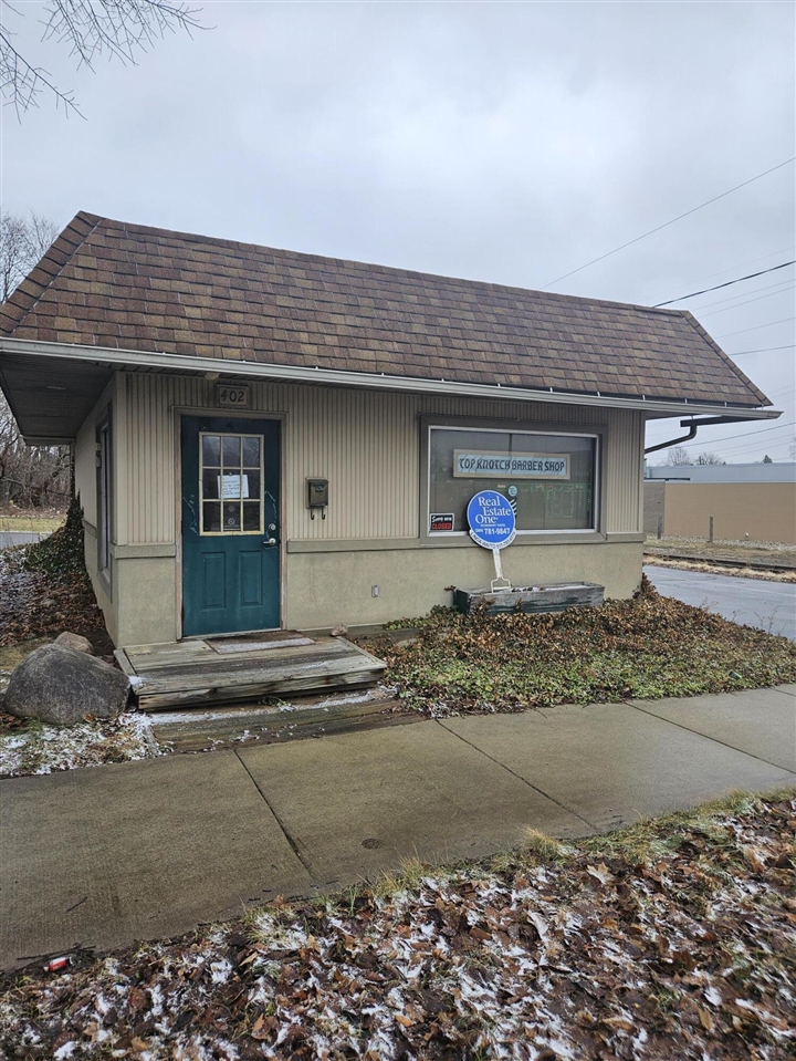 402 N Superior Street Property Photo 1