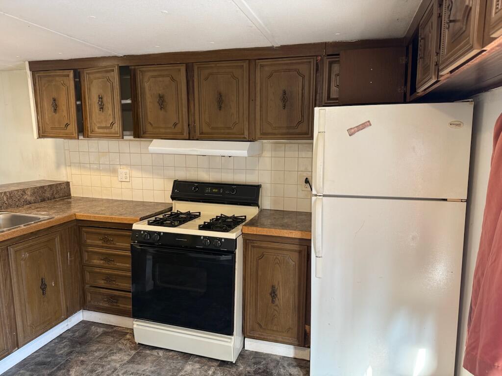 11671 Heron Drive Property Photo 7