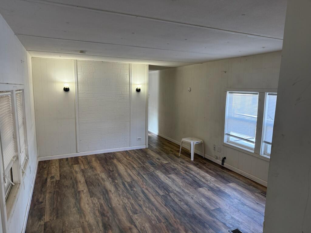 11671 Heron Drive Property Photo 10