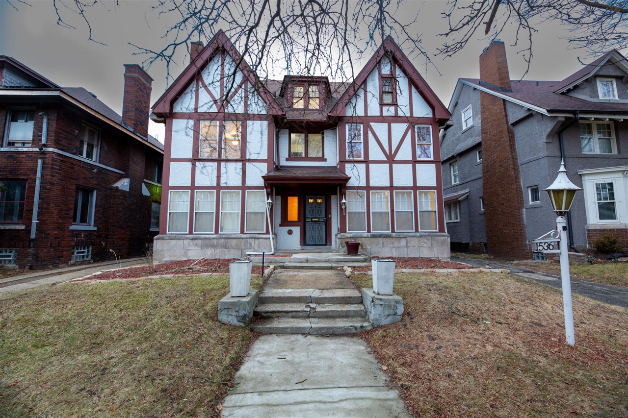 1536 Chicago Boulevard Property Photo 2