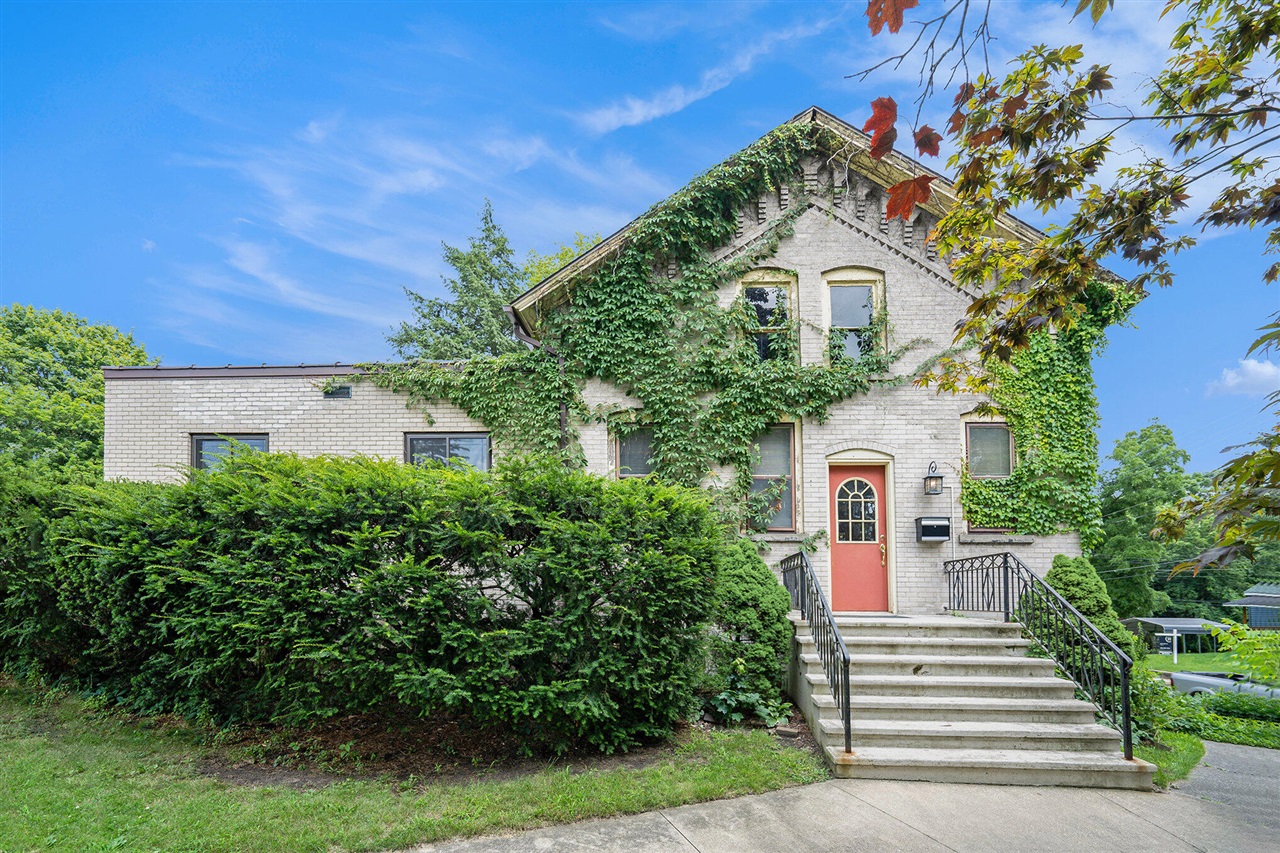 801 Portage Avenue Property Photo 2