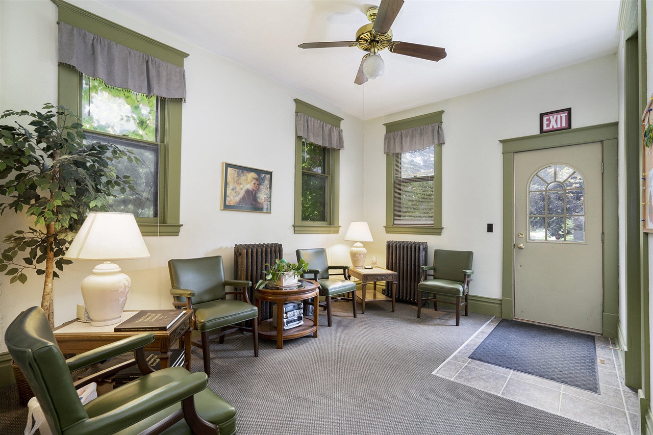 801 Portage Avenue Property Photo 9