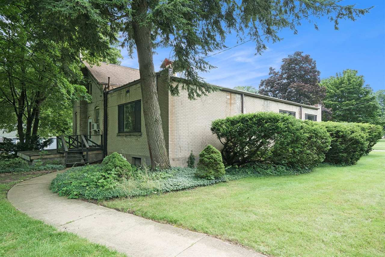 801 Portage Avenue Property Photo 18