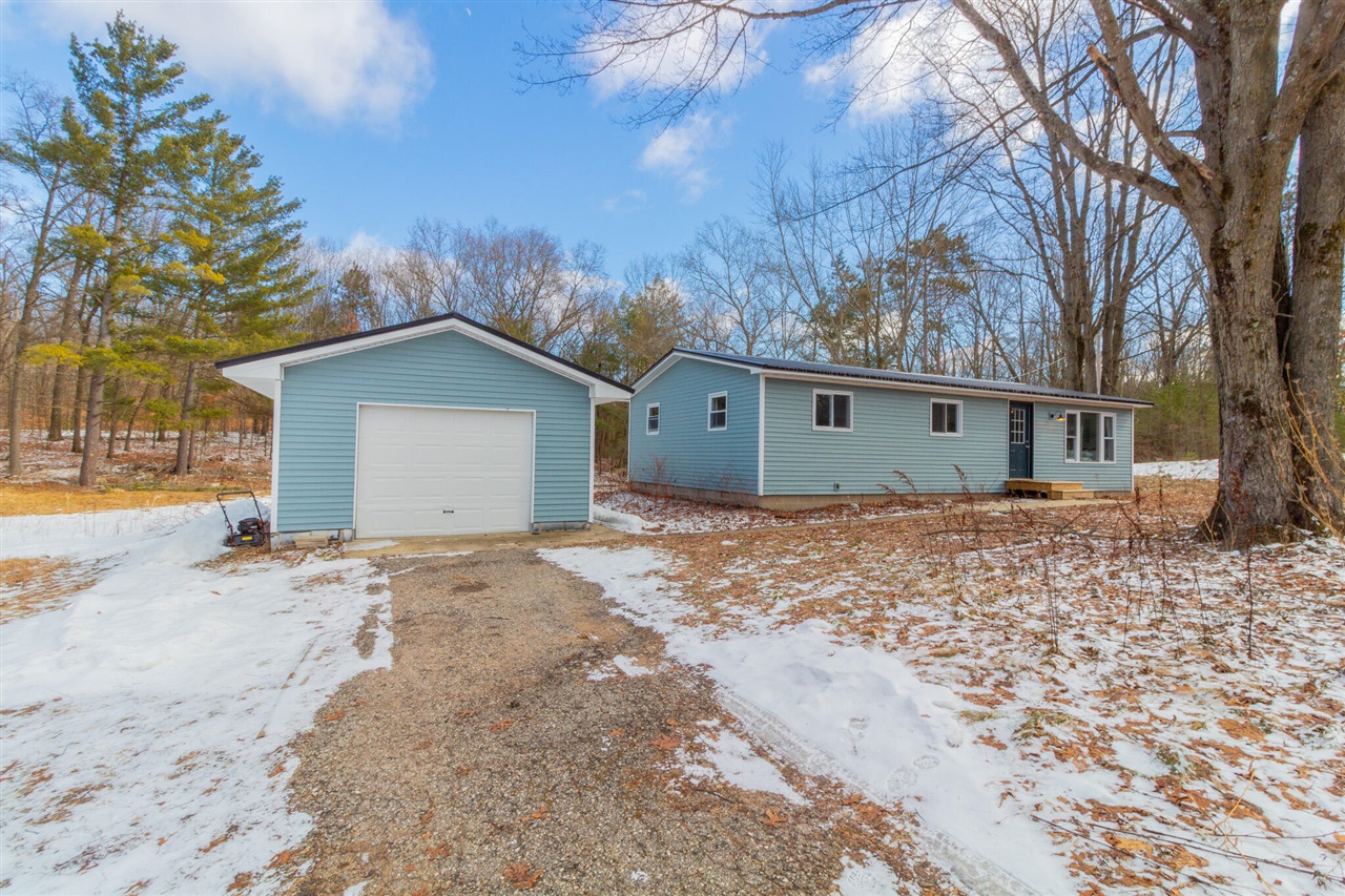 9848 90th Avenue Property Photo 1