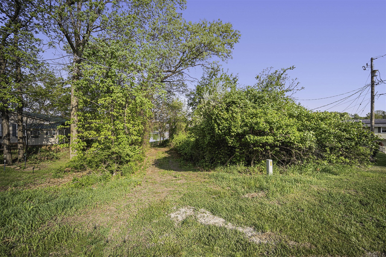 11248 Lemott Circle Property Photo 21
