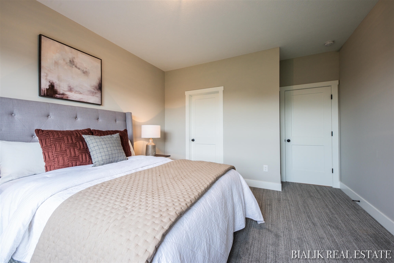 594 Sun Vale Lane Property Photo 29