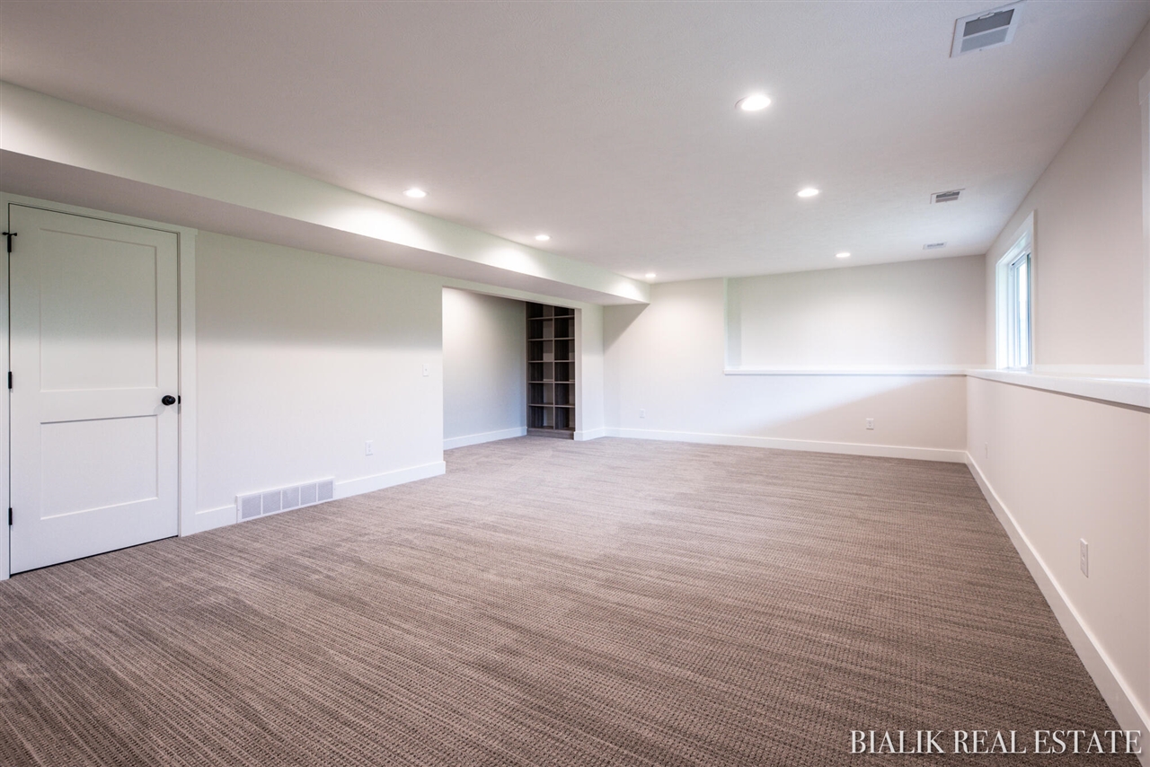 594 Sun Vale Lane Property Photo 40