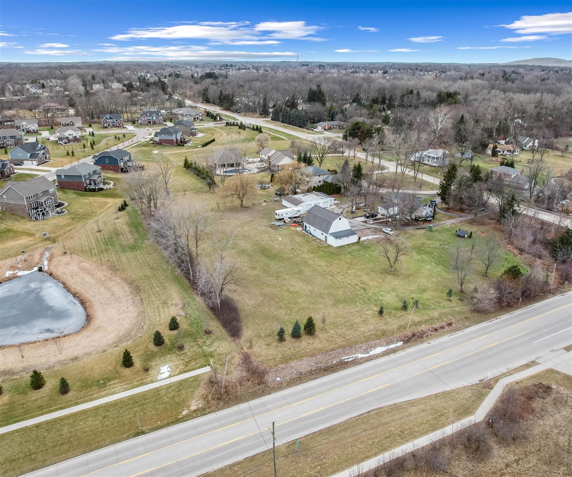 8517 N Beck Road Property Photo 3