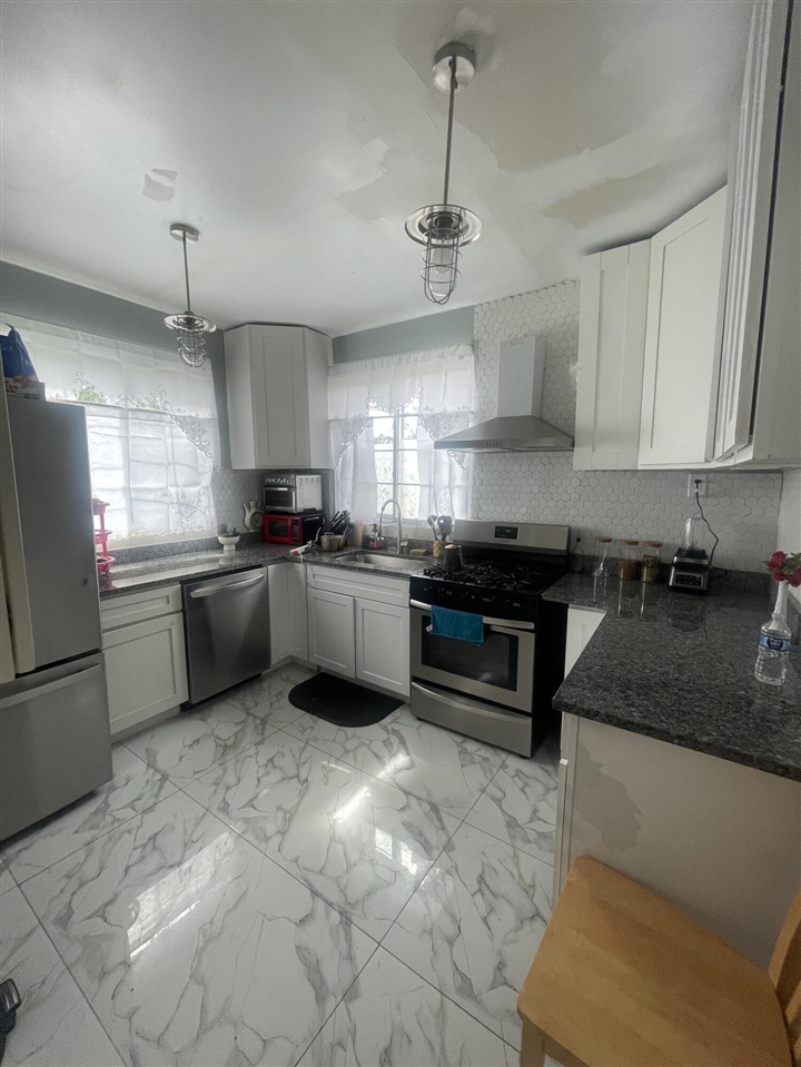 18087 Gable Street Property Photo 8