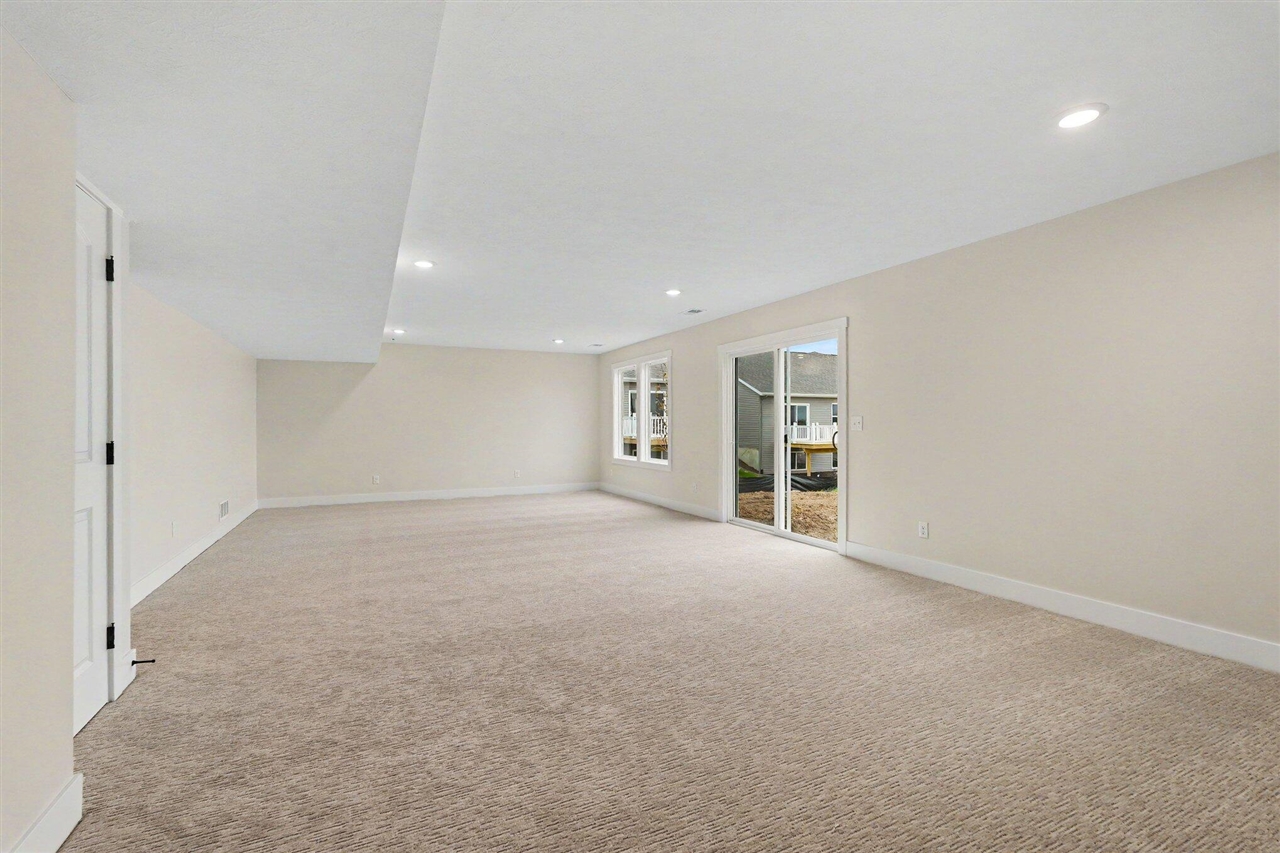 4904 Bethpage Drive Property Photo 17