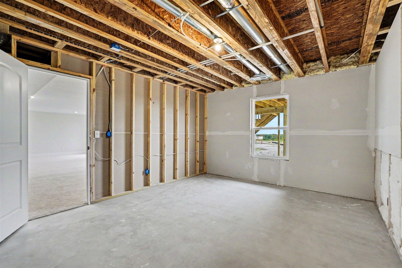4904 Bethpage Drive Property Photo 19