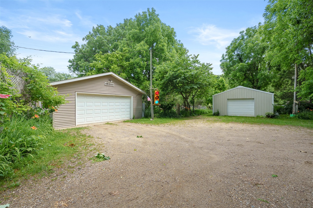 35553 M 43 Property Photo 4