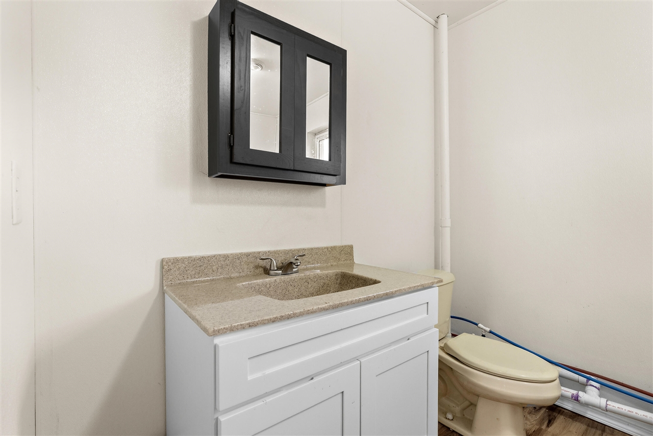 35553 M 43 Property Photo 46