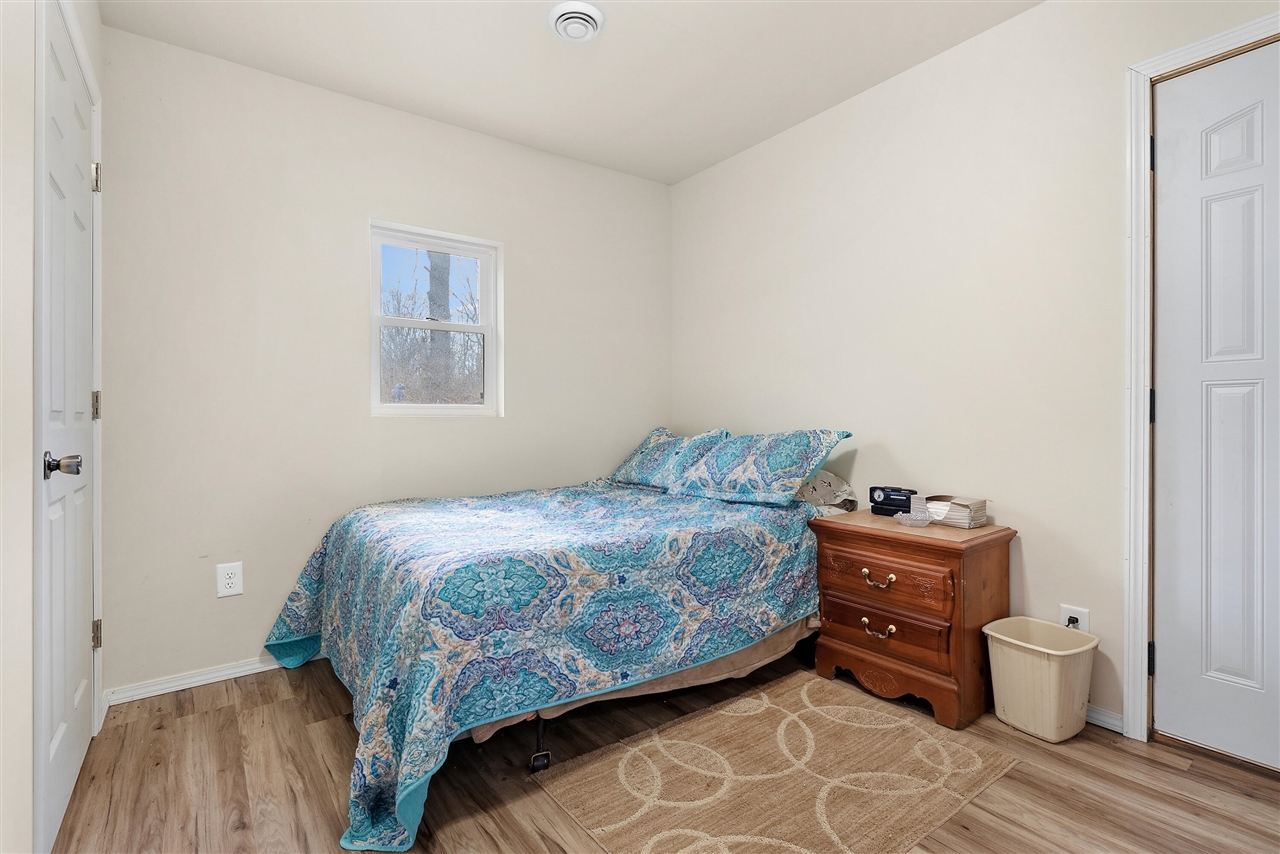 35553 M 43 Property Photo 48