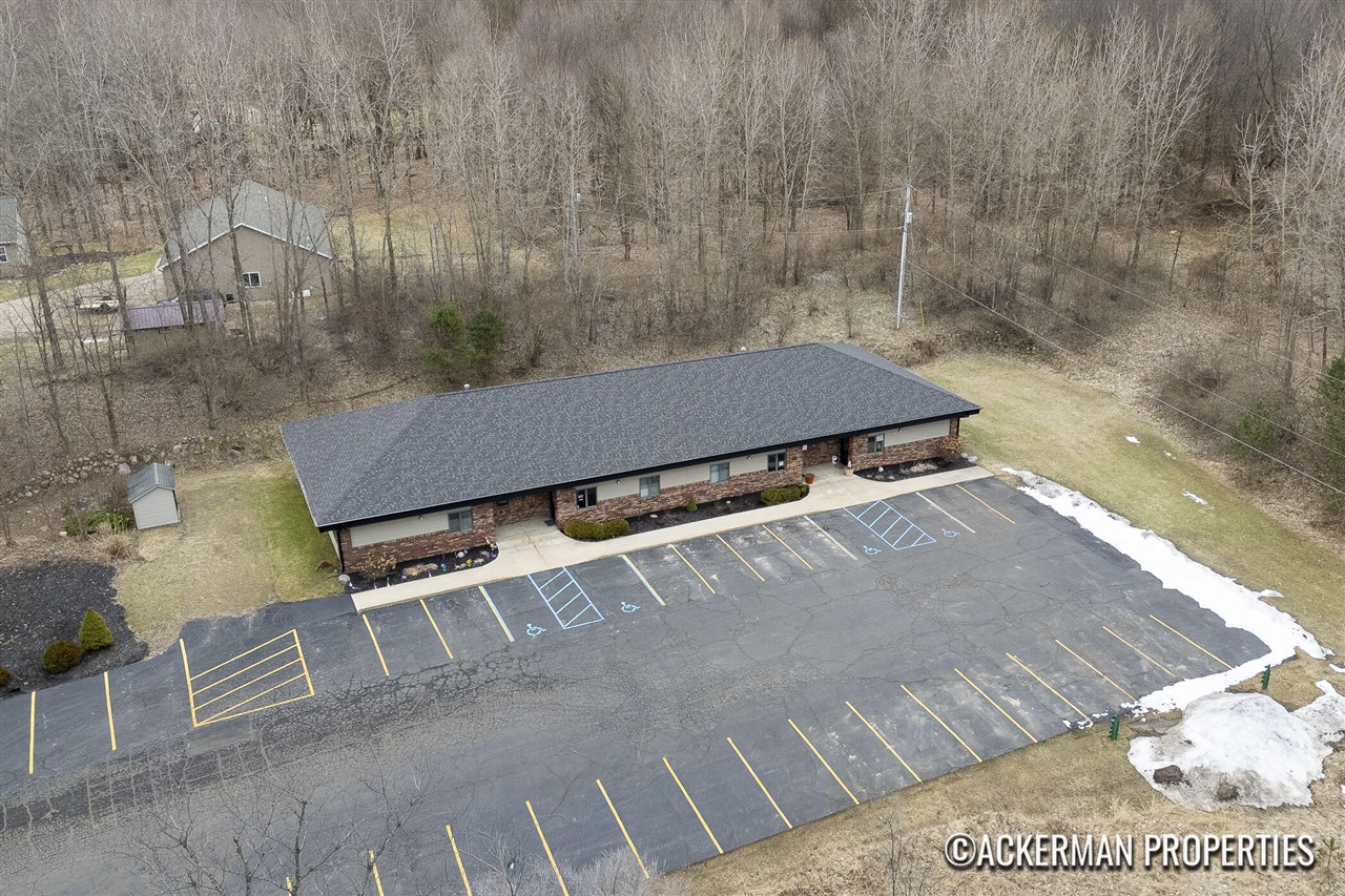 450 Meadow Run Drive Property Photo 1