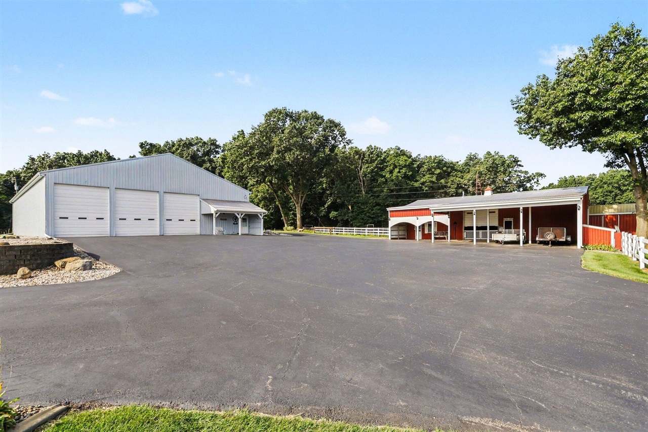 65650 Dailey Road Property Photo 6