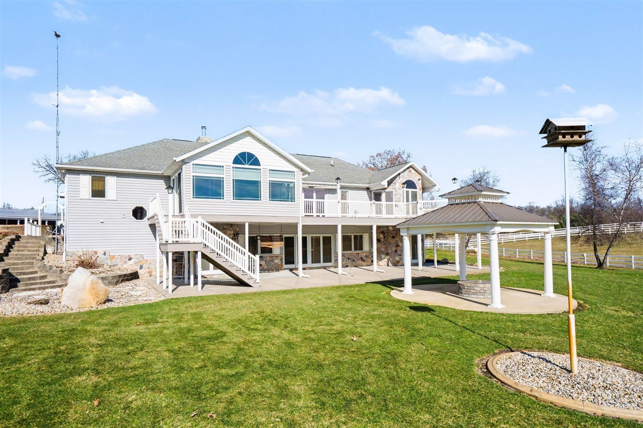 65650 Dailey Road Property Photo 10