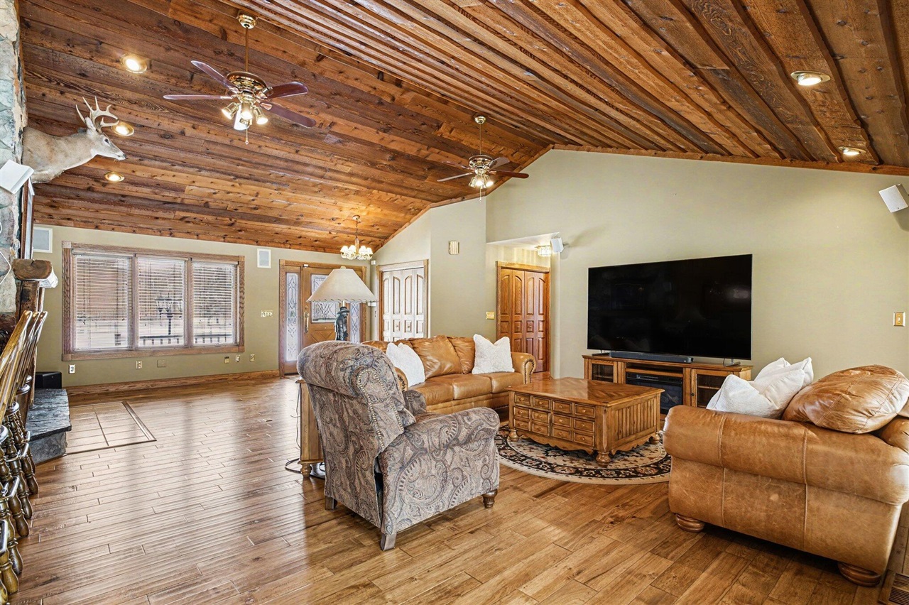 65650 Dailey Road Property Photo 15