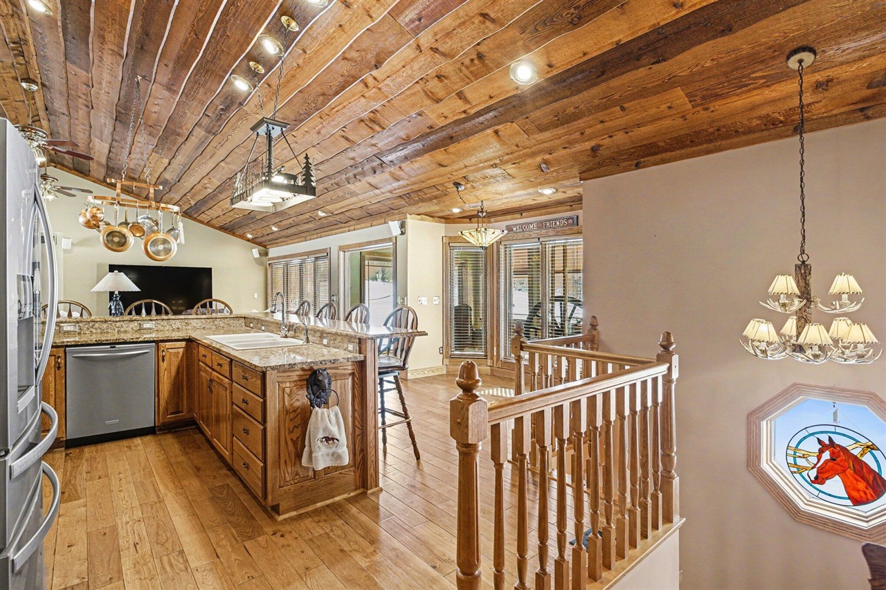 65650 Dailey Road Property Photo 18