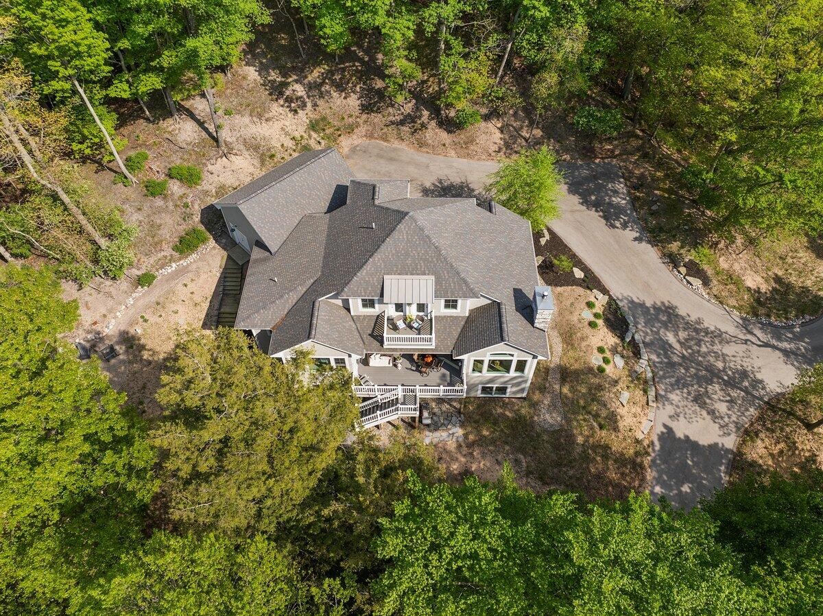 690 Dunegrass Circle Drive Property Photo 1