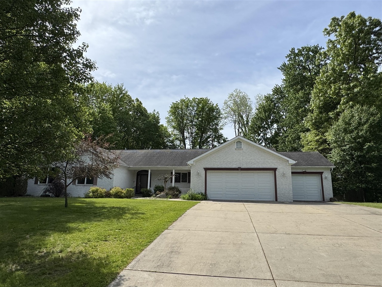7625 Timberview Avenue Property Photo 1