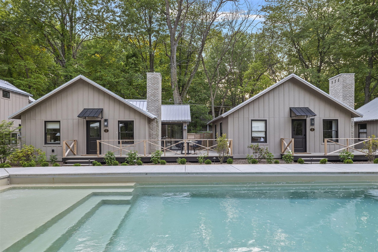 10222 Town Line Road Property Photo 3